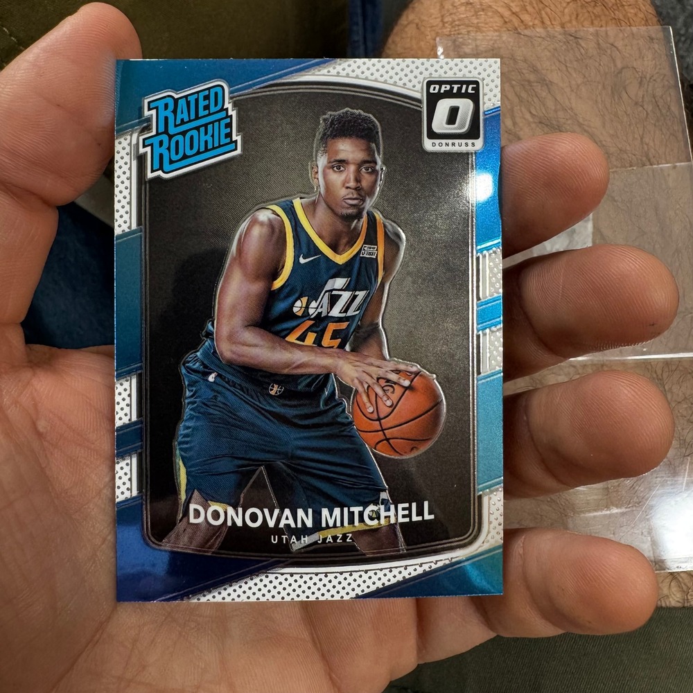 Panini Trading Card Donovan Mitchell OS Blue Optic Rated Rookie 188 Utah Jazz